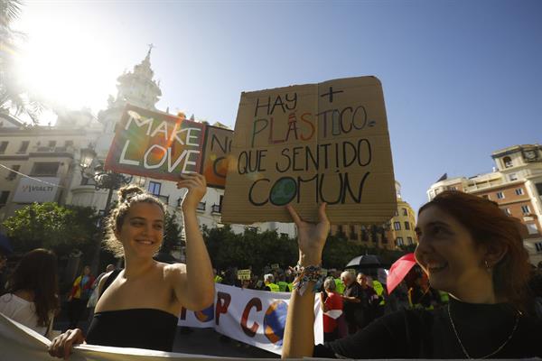 Ciudadanos de varios países se movilizan para exigir justicia climática