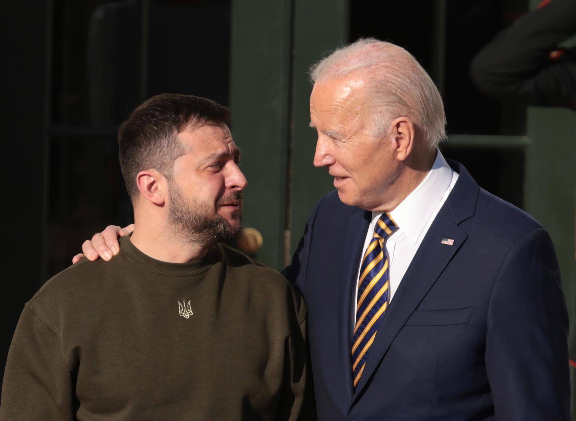 Volodimir Zelenski y Joe Biden