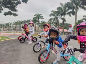 Primer torneo de walk bike en Santo Domingo
