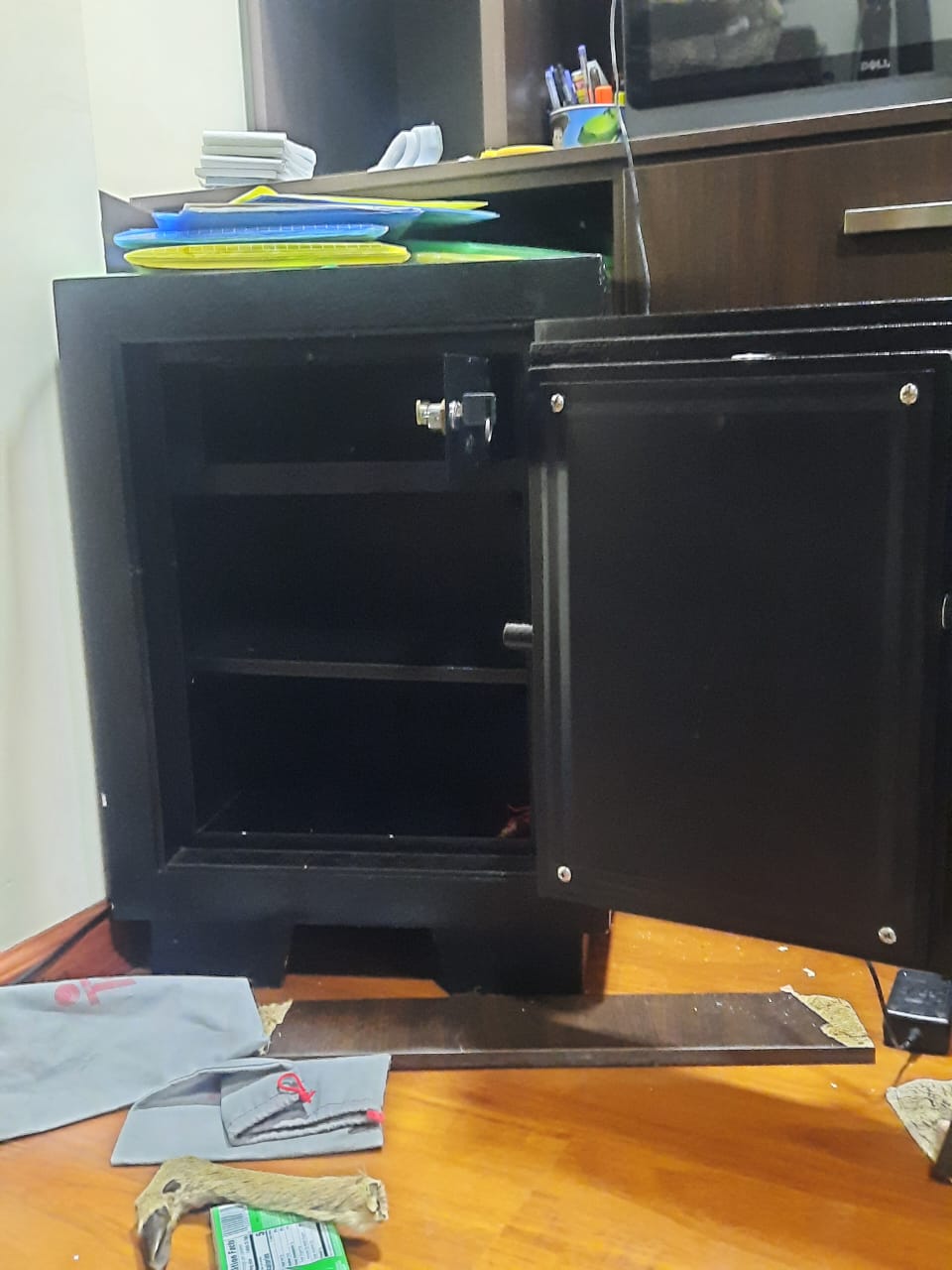 Guardar el dinero en la casa no es una buena idea