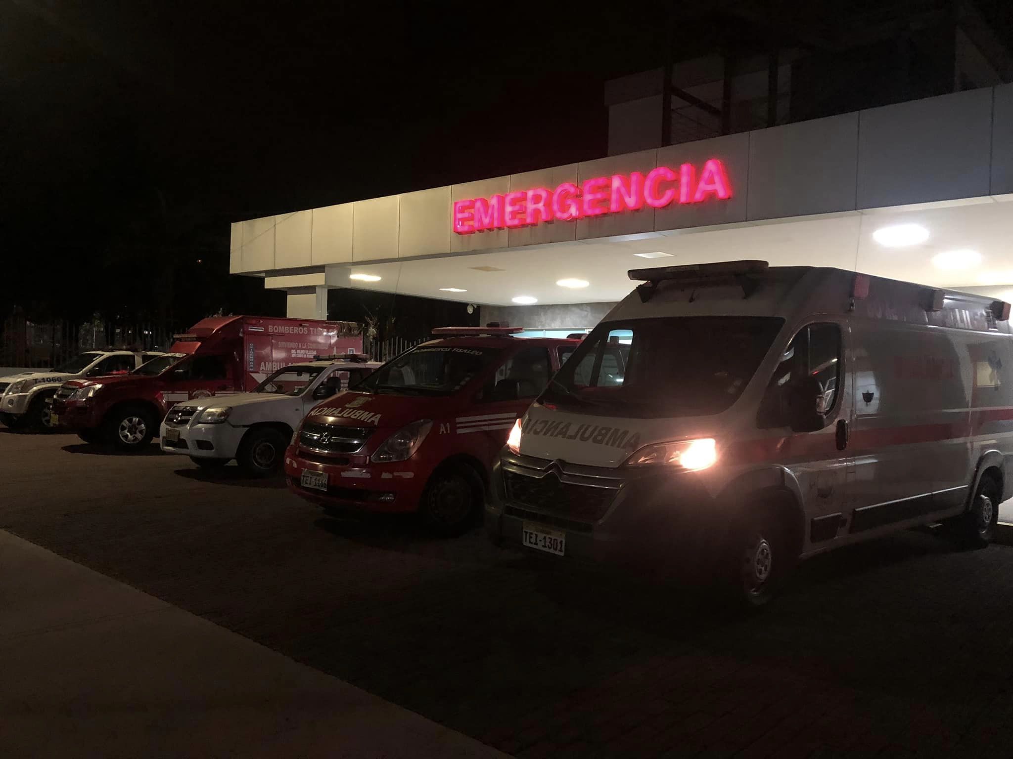 Riña fuera de un Night Club deja dos heridos