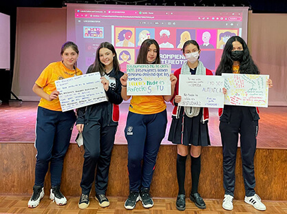 Campaña ‘Se Tú’ fomenta el amor  propio en adolescentes de Ambato