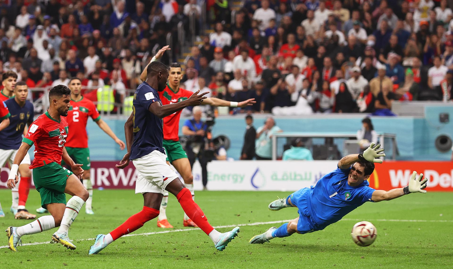 ESTRELLA. Randal Kolo Muani anotó el segundo gol para Francia.