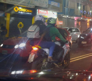 Circulación de motos en la  noche preocupa a la ciudadanía