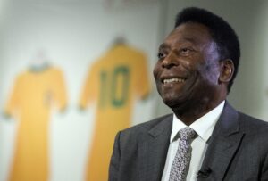 Pelé será enterrado el martes