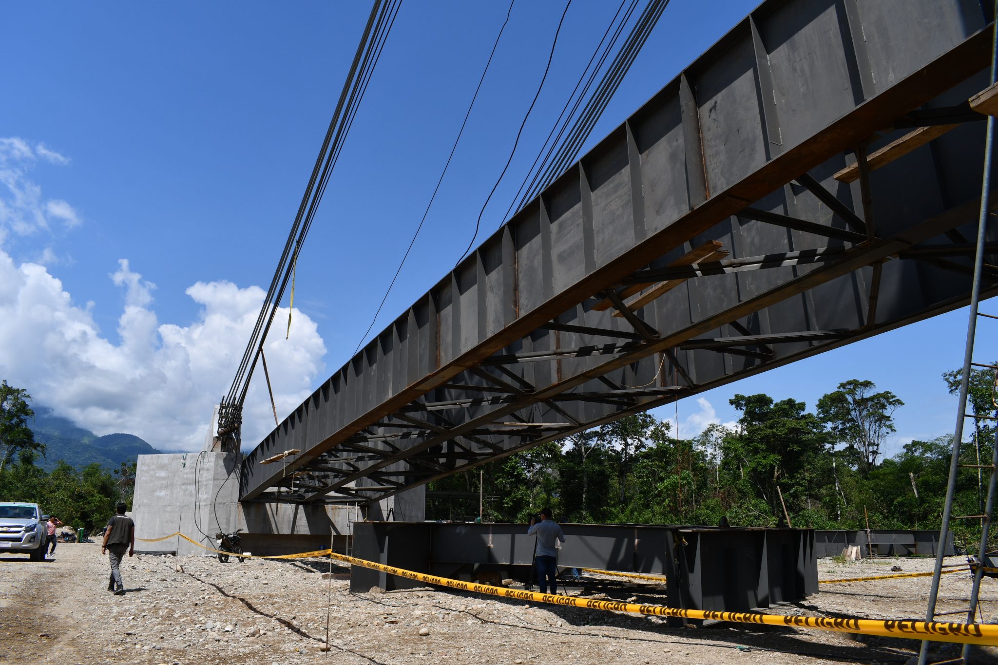Avanza la construcción del puente vehicular más grande de Zamora