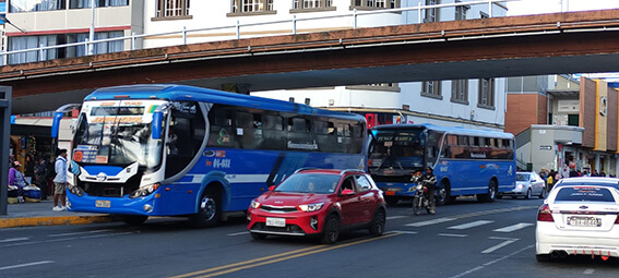 Concejo Municipal no toma una decisión sobre el alza del pasaje