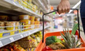 La inflación de los alimentos duplicó la inflación general de la economía ecuatoriana en noviembre