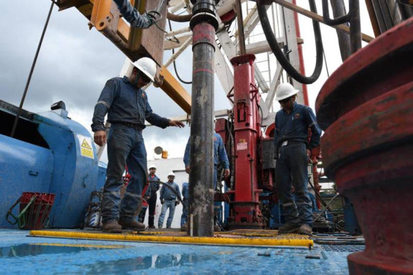 Petroecuador asegura que logró recuperar el 90% de los más de 56.000 barriles de crudo perdidos por falla eléctica
