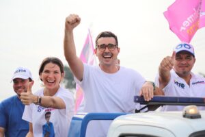 Andrés Guschmer lidera intención de voto en Guayas, según medición