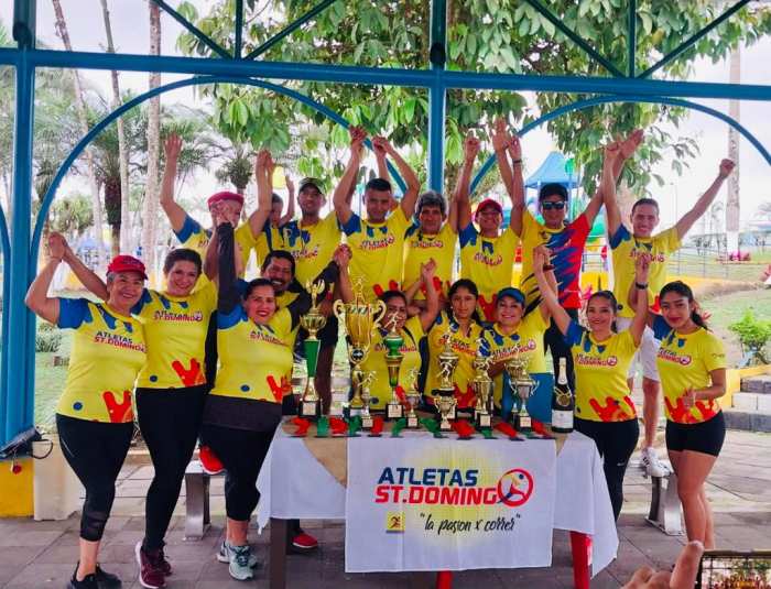 Club Atletas Santo Domingo premió a deportistas