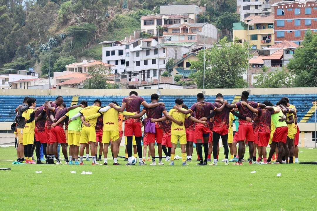 Libertad se refuerza en su pretemporada, la ‘Noche Naranja’ sería contra Emelec