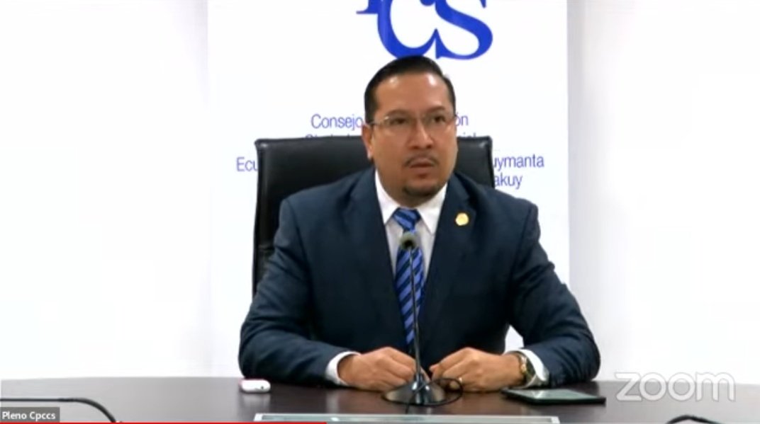 Hernán Ulloa: Corte Constitucional “actuó políticamente”