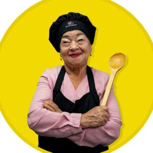 ‘Doña Angelita’ triunfa en las redes sociales con sus tradicionales recetas