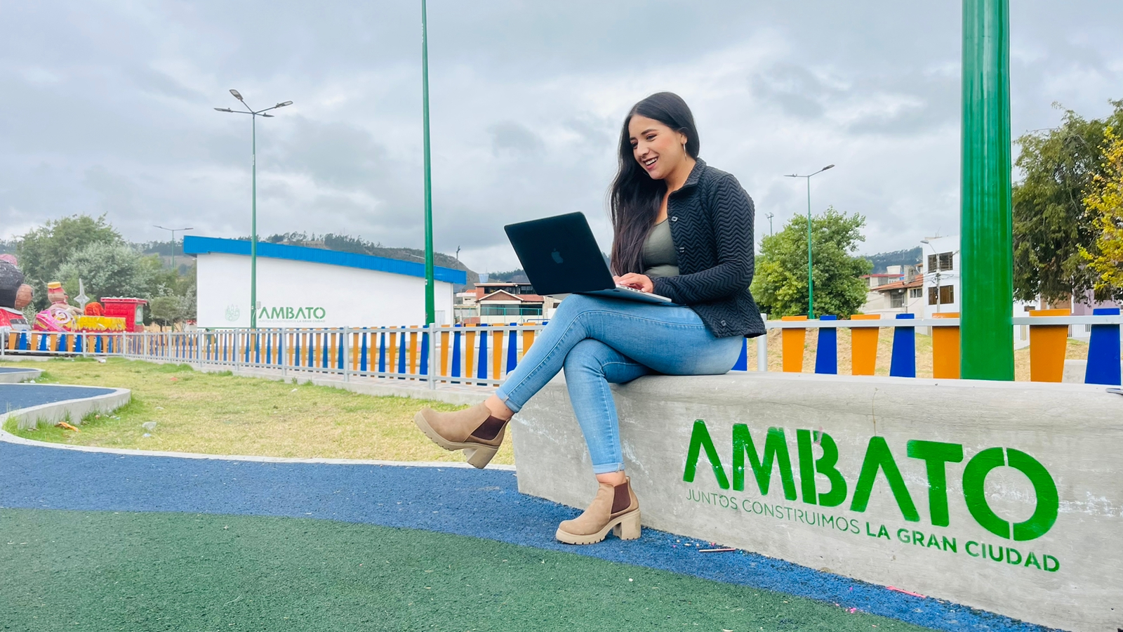 Municipio instala internet gratuito en espacios públicos de Ambato