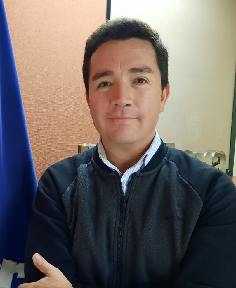 Carlos Ortega Sevilla aspira a la Alcaldía de Ambato de mano de la Izquierda Democrática.