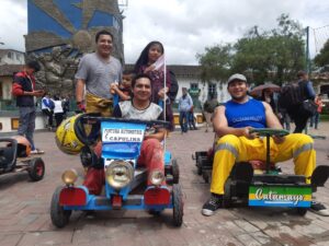 Por fiestas de Patrono Jurado volvió la carrera de carros de madera