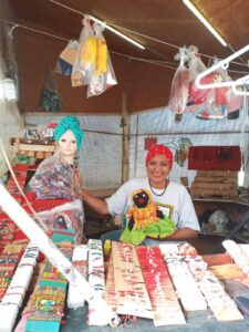 Emprendimiento artesanal con rostro femenino