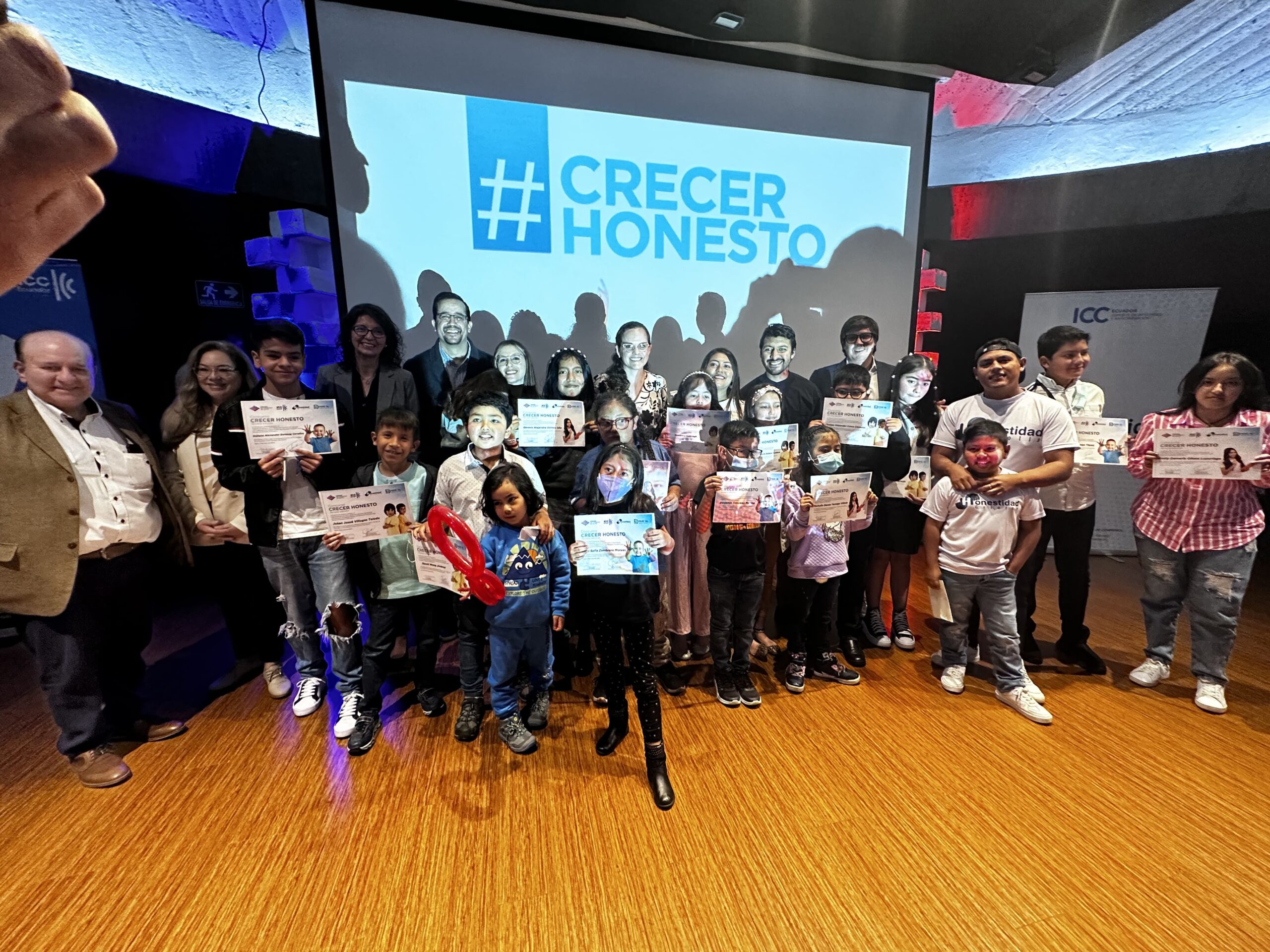 El concurso Crecer Honesto premió la creatividad y los valores en niños, niñas y adolescentes
