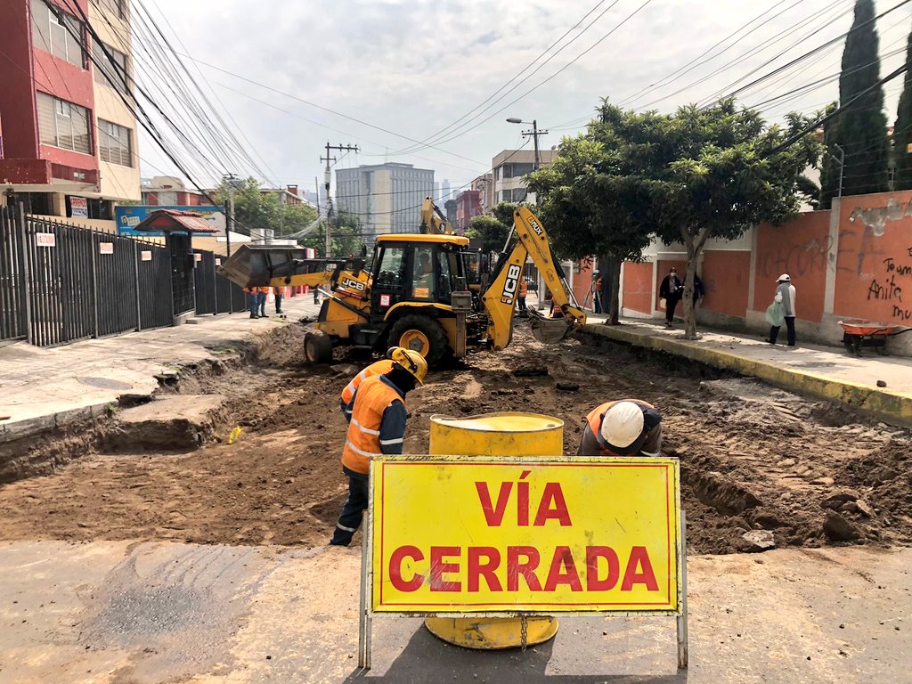 INEFICIENCIA. La obra pública no se hace bien ni a tiempo en los municipios y prefecturas.