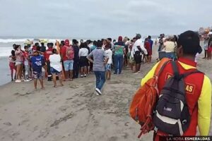 Turista desaparece en playa en Atacames
