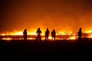 Chile prevé que la extinción total de los incendios no se logre hasta marzo