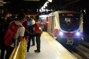 Pabel Muñoz anuncia que el Metro de Quito no volverá a los viajes de inducción y la fecha de inauguración será en 2024