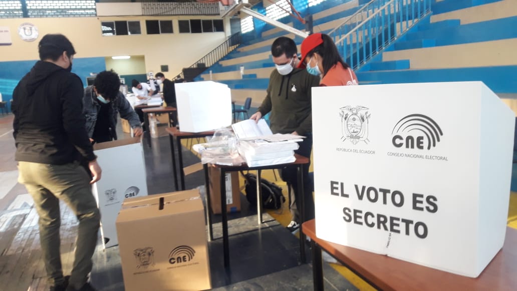 Quienes no sufraguen deberán cancelar una multa de 45 dólares