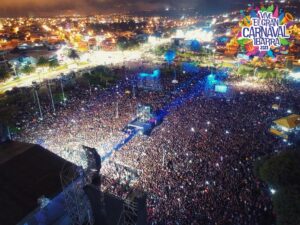 Carnavales de Imbabura atrajeron a miles de visitantes