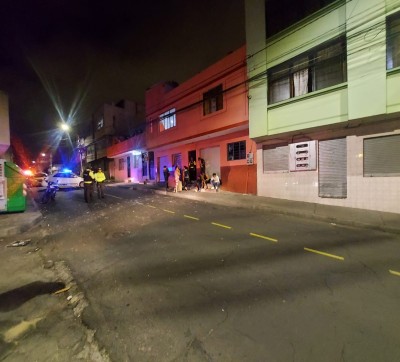 Varias unidades de la Policía llegaron al sector.