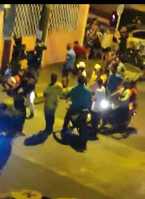 Populacho atrapa a delincuentes en Quevedo