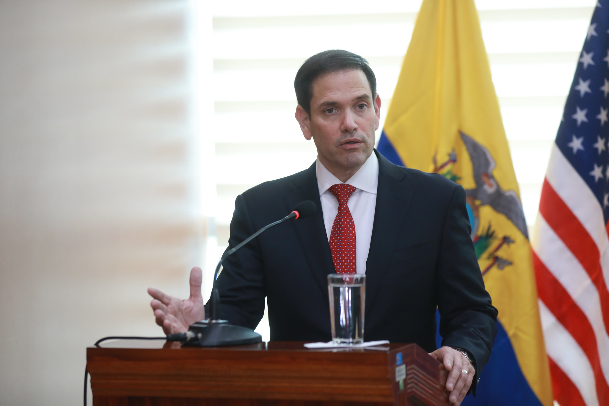 Senador Rubio de EE.UU. llega al país por temas de seguridad y mejores lazos comerciales