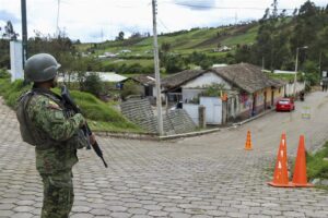 Ecuador y Colombia evalúan resultados de operativos fronterizos