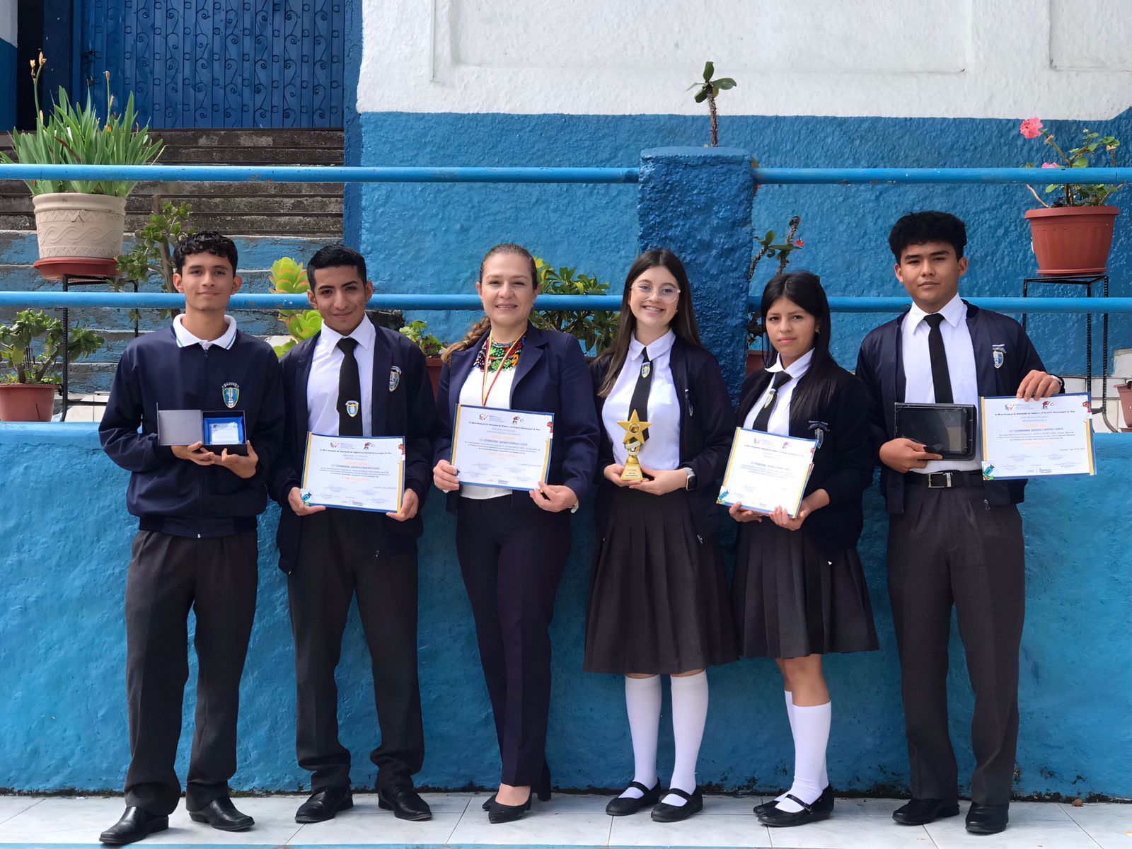 Estudiantes de Cariamanga obtienen premio en concurso nacional de cine