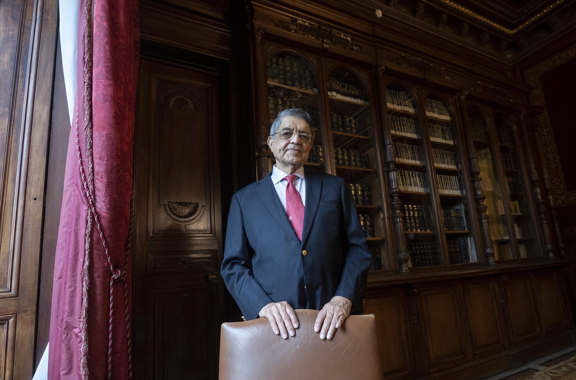 El escritor Sergio Ramírez acepta la nacionalidad ecuatoriana