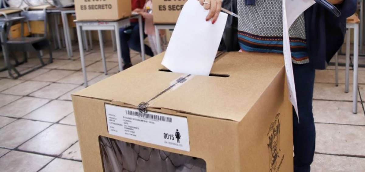RECINTOS. Registro del sufragio en las juntas receptoras del voto en Quito.