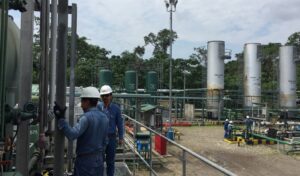 Petroecuador culpa a indígenas de caída en la producción de bloque petrolero