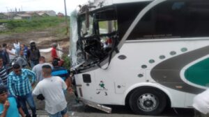 Choque múltiple deja un fallecido y tres heridos en Los Ríos
