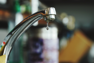 Suspensión de servicio de agua potable en dos sectores de Ambato