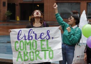 Más confianza en las mujeres colombianas a un año de despenalización del aborto