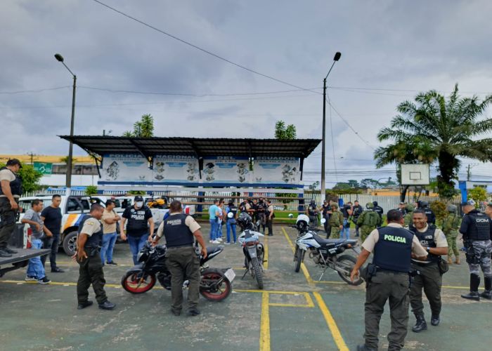 Antisociales recibieron con bala a los policías