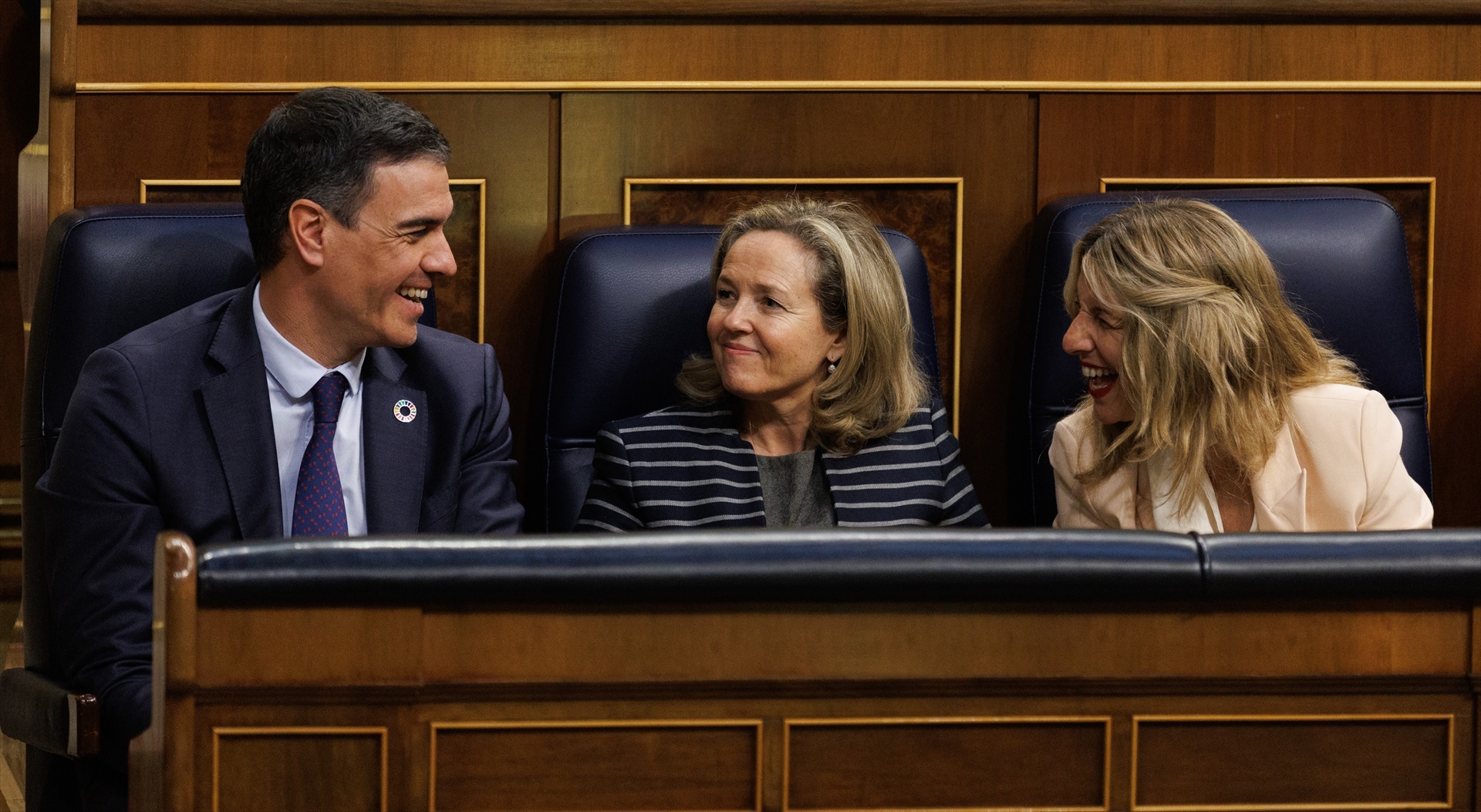 El presidente Pedro Sánchez, y las vicepresidentas Nadia Calviño y Yolanda Díaz.