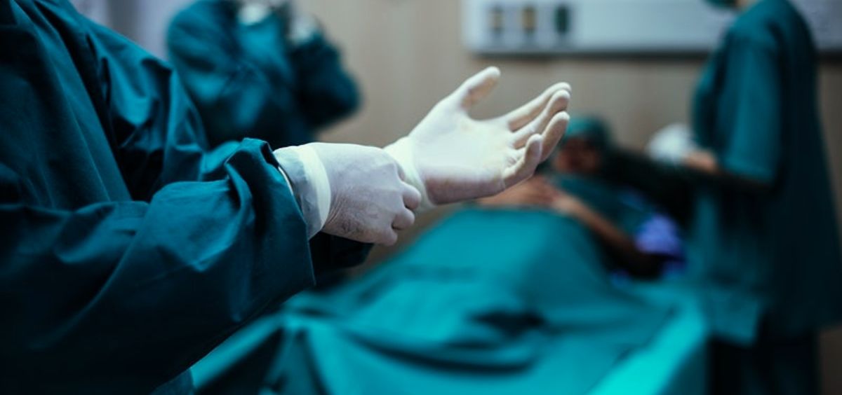 Médicos reclaman por aumento de horas laborales en el Hospital General Docente Ambato
