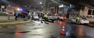 Motorizado muere en el redondel de la Policía