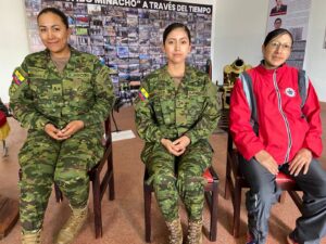 Mujeres protagonistas del ejército ecuatoriano en Loja