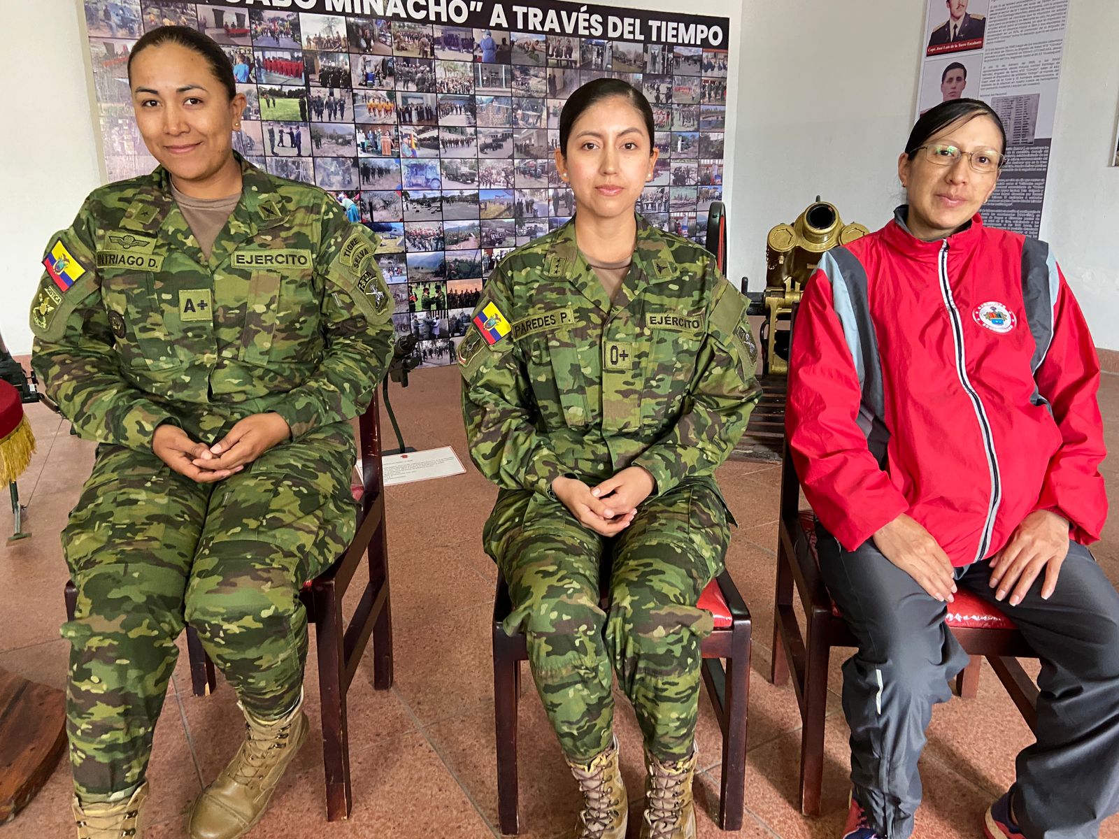 Mujeres protagonistas del ejército ecuatoriano en Loja