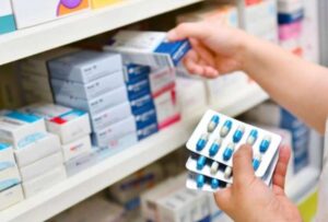 Salud dice que abastecerán de medicamentos a hospitales de la provincia