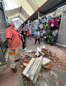 Alcance. En Guayaquil también se evidenciaron varios daños estructurales.