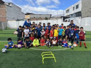 Sporting Junior, trabajo y esfuerzo en una escuela de fútbol