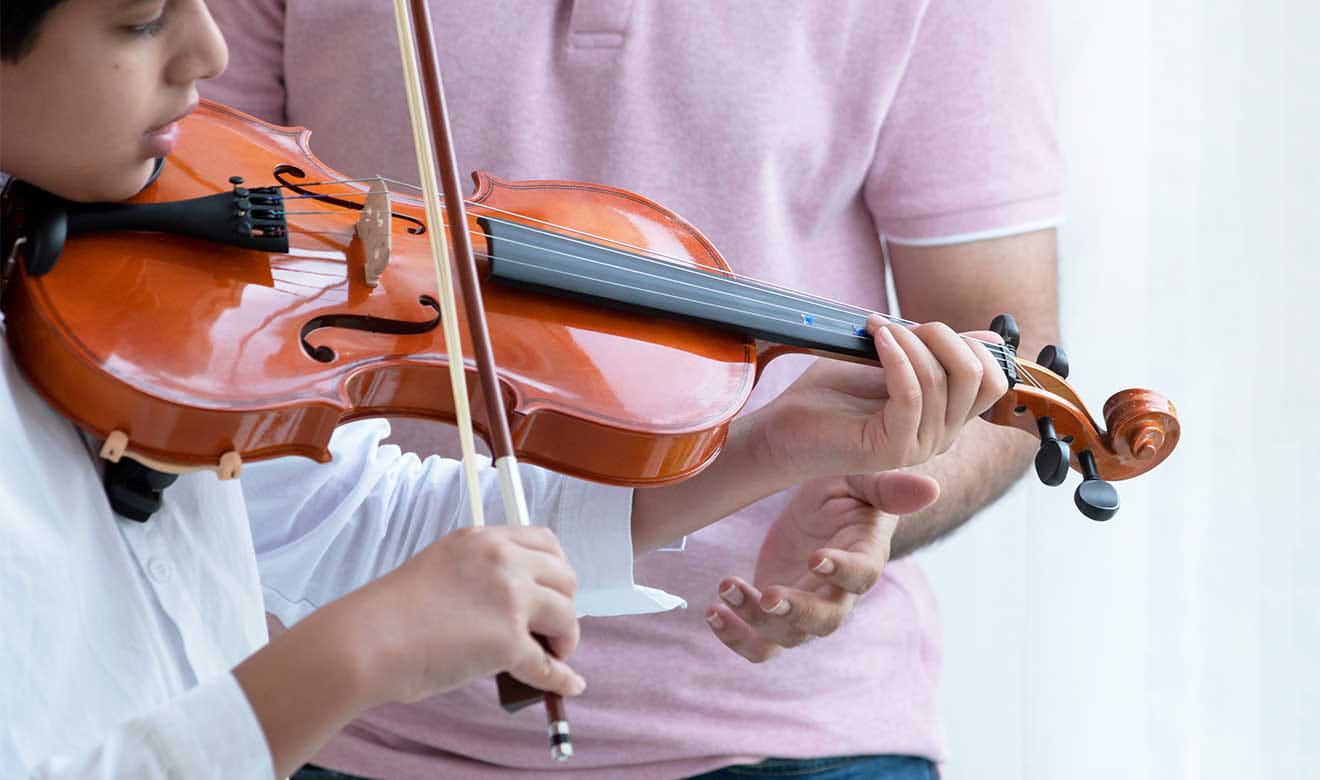 Aprendizaje. Los niños podrán escoger entre el pingullo, tambor y violín